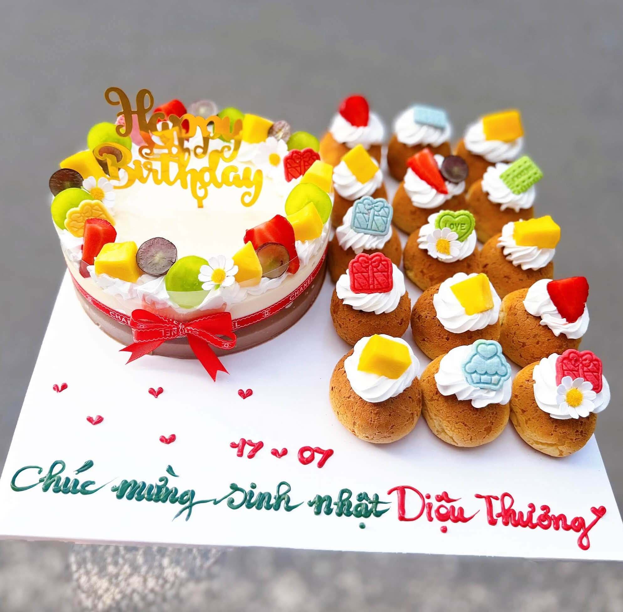 Bánh Sinh Nhật Rau Câu Flan size 16cm và 15 Su Sing