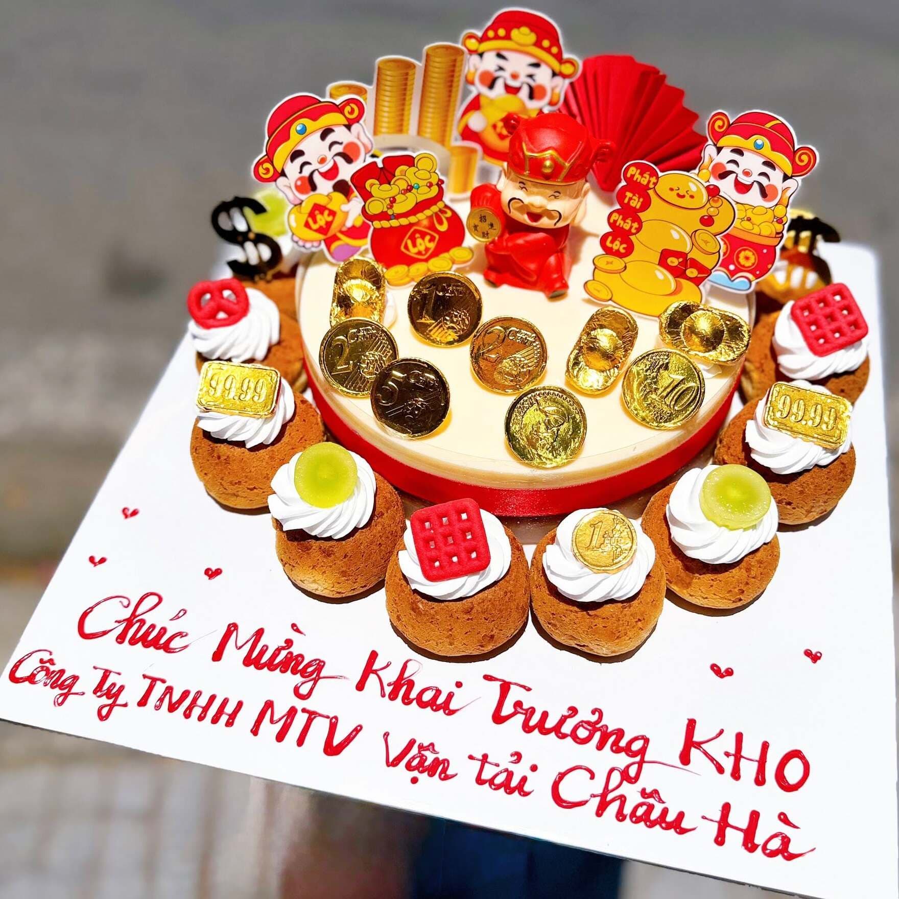 Bánh Sinh Nhật Rau Câu Flan size 18cm và 10 Su Sing